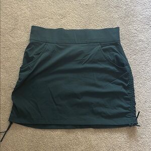 NWOT Columbia Athletic skirt S